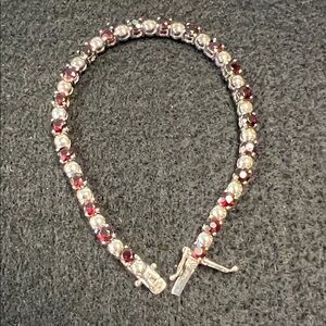 Elegant Sterling Silver 925 Garnet and Ball Bracelet 7 1/4” long